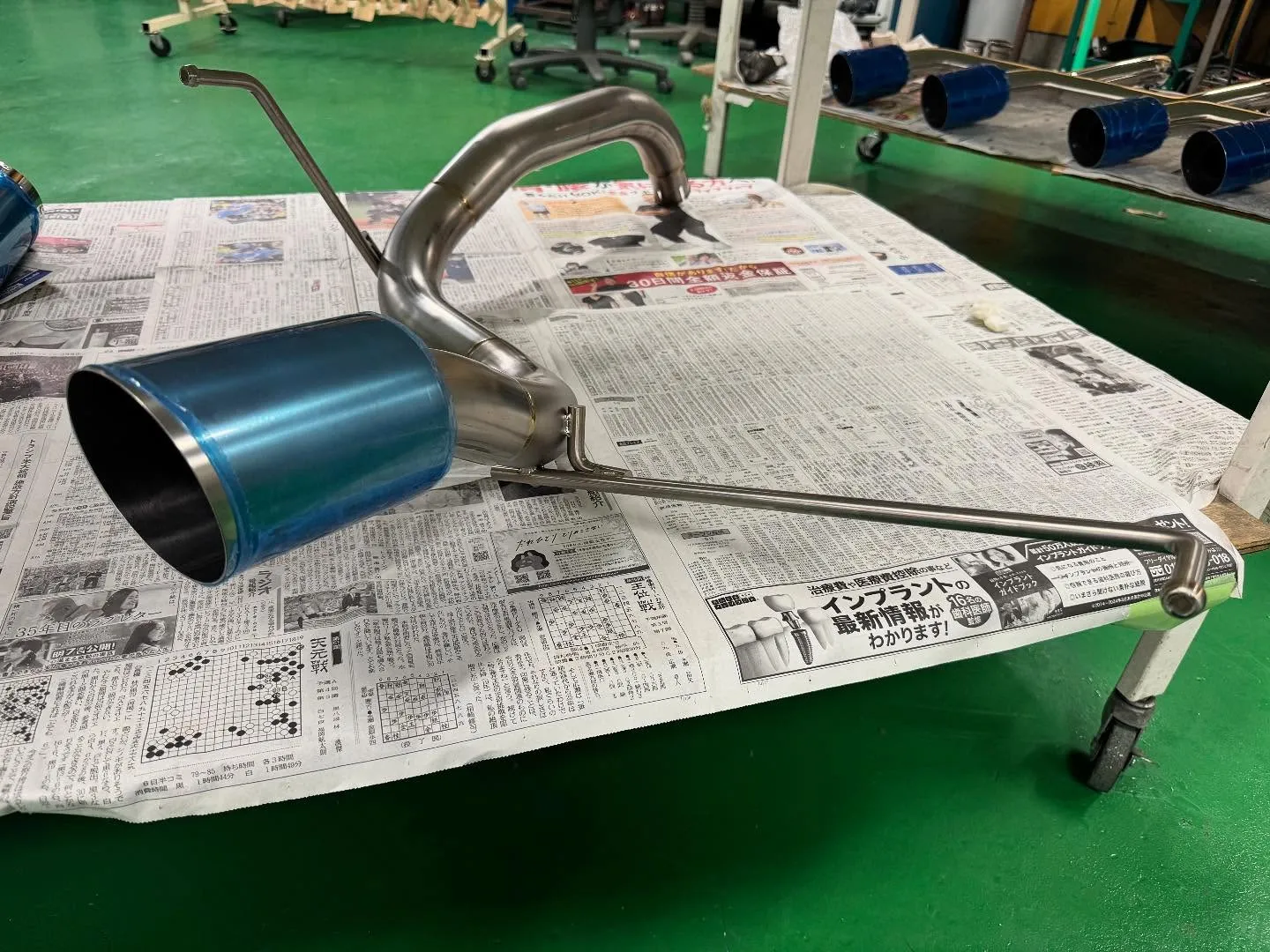 センター出しチタンマフラー試作品