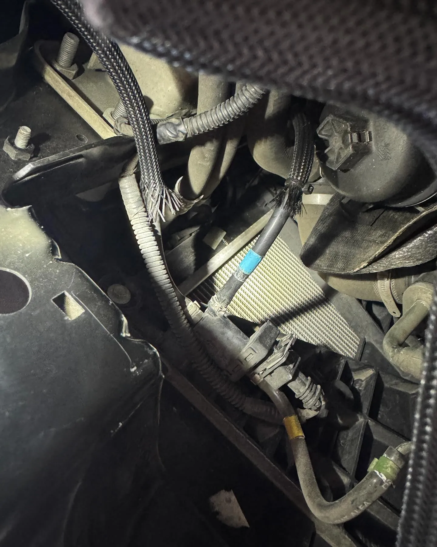 アバルトはエンジン下ろしたり、ミッション下ろしたり、マフラー...