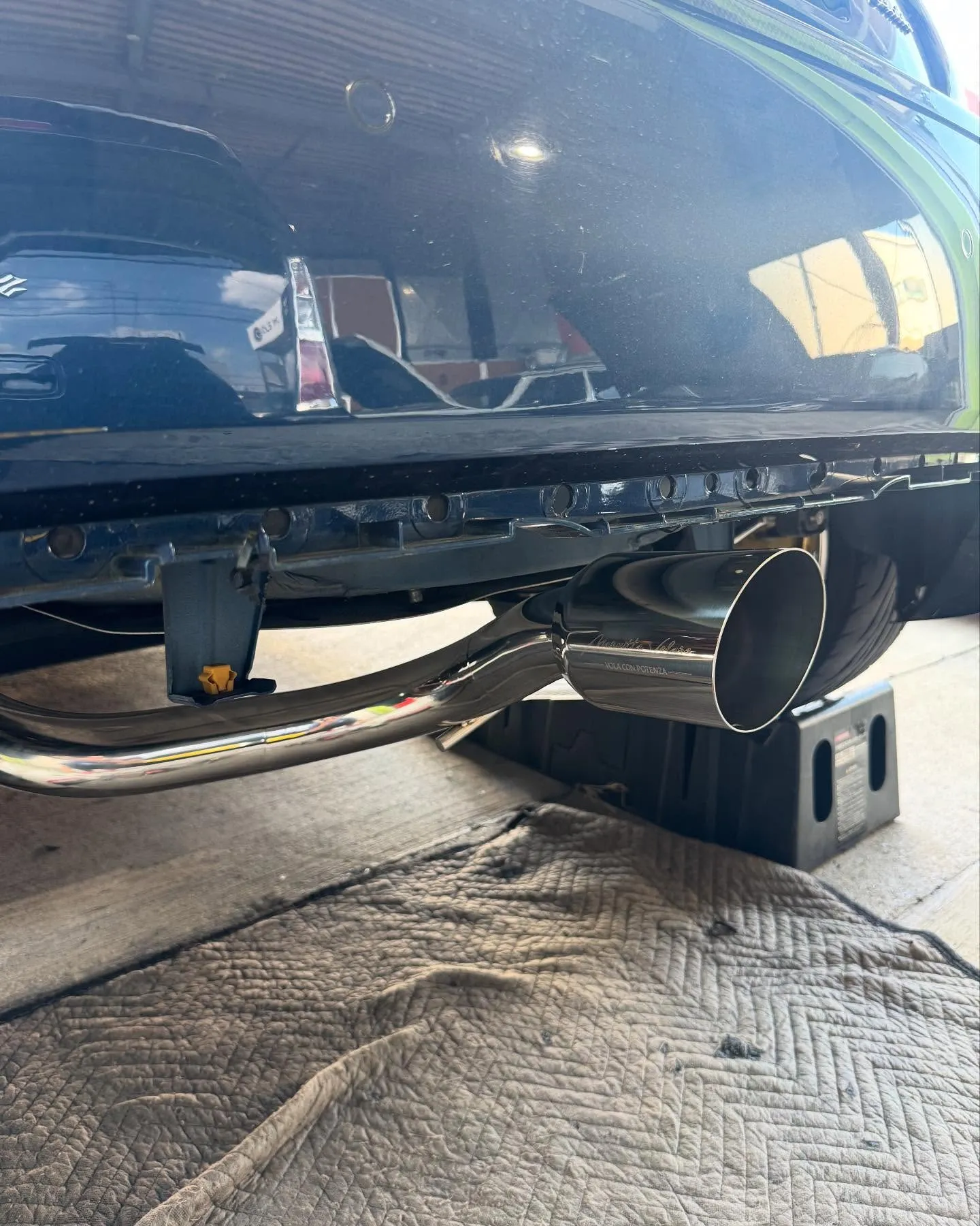 本日はマルミッタヴォラーレマフラー購入取り付け祭りでした!