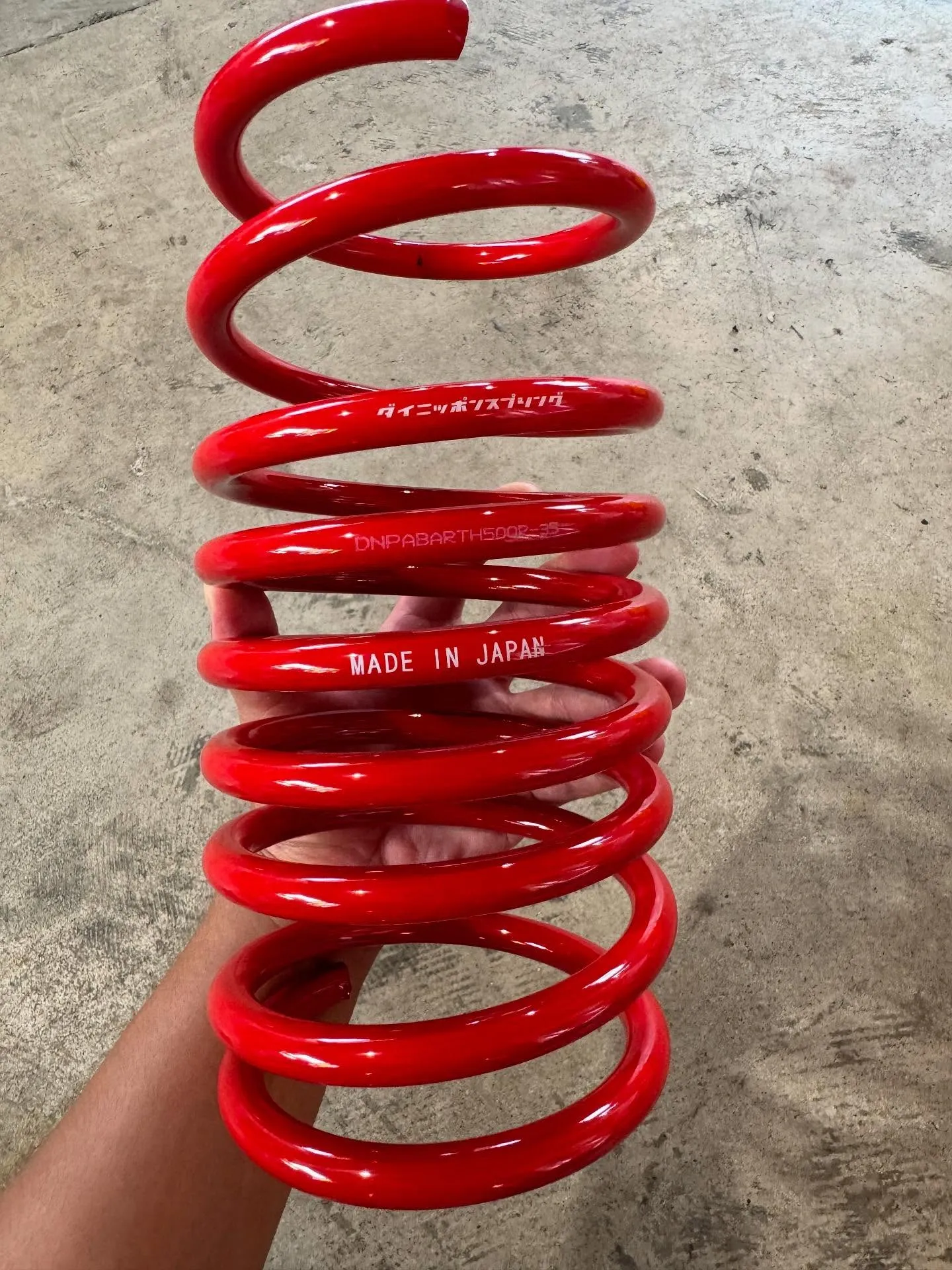 大日本スプリング×CLS コラボスプリングカラーは赤色です！