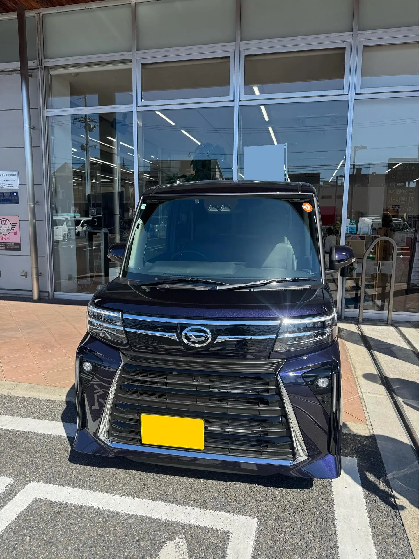 先日新車のダイハツタント