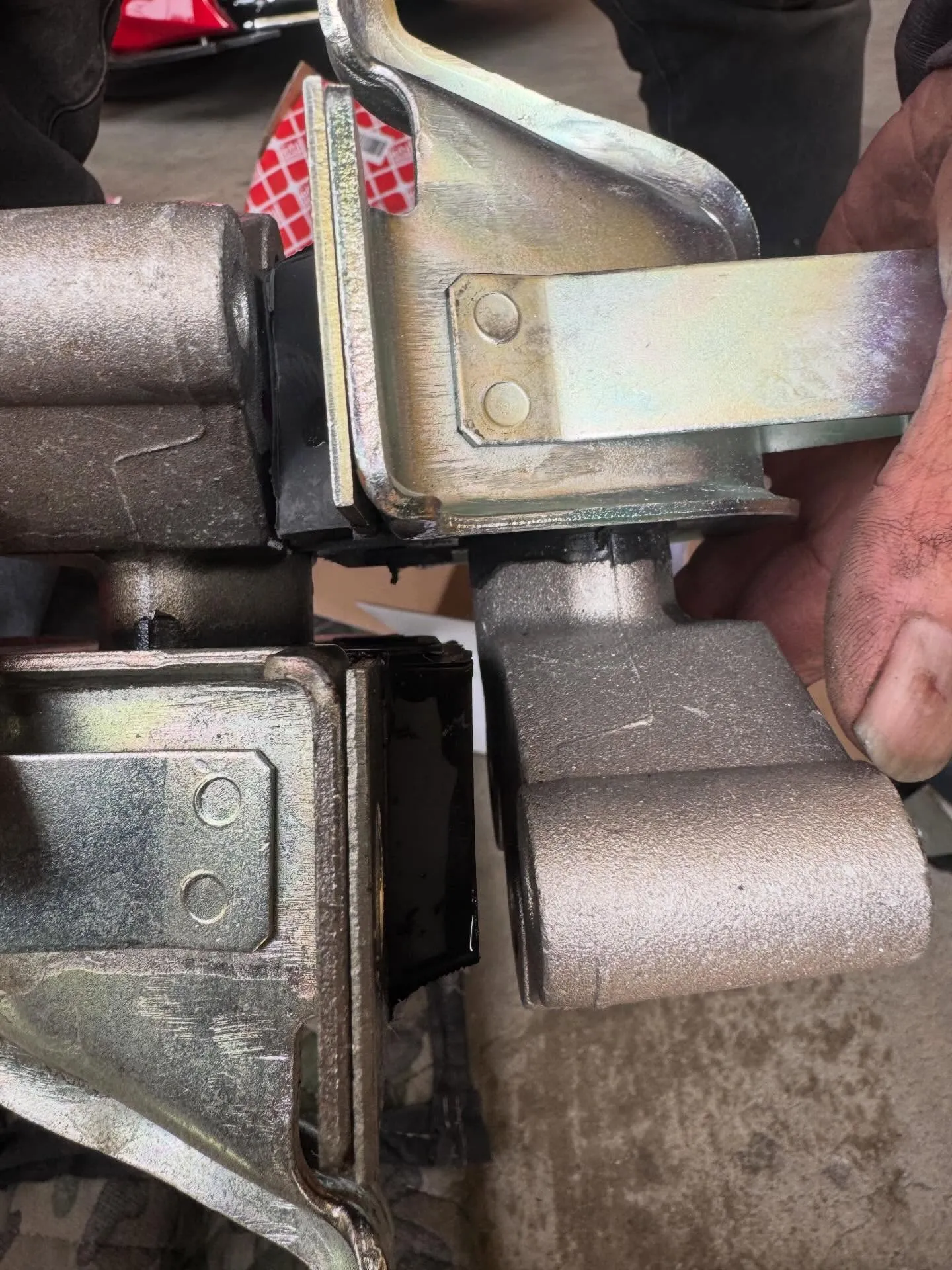 本日はアバルト595の車検整備させていただきました！