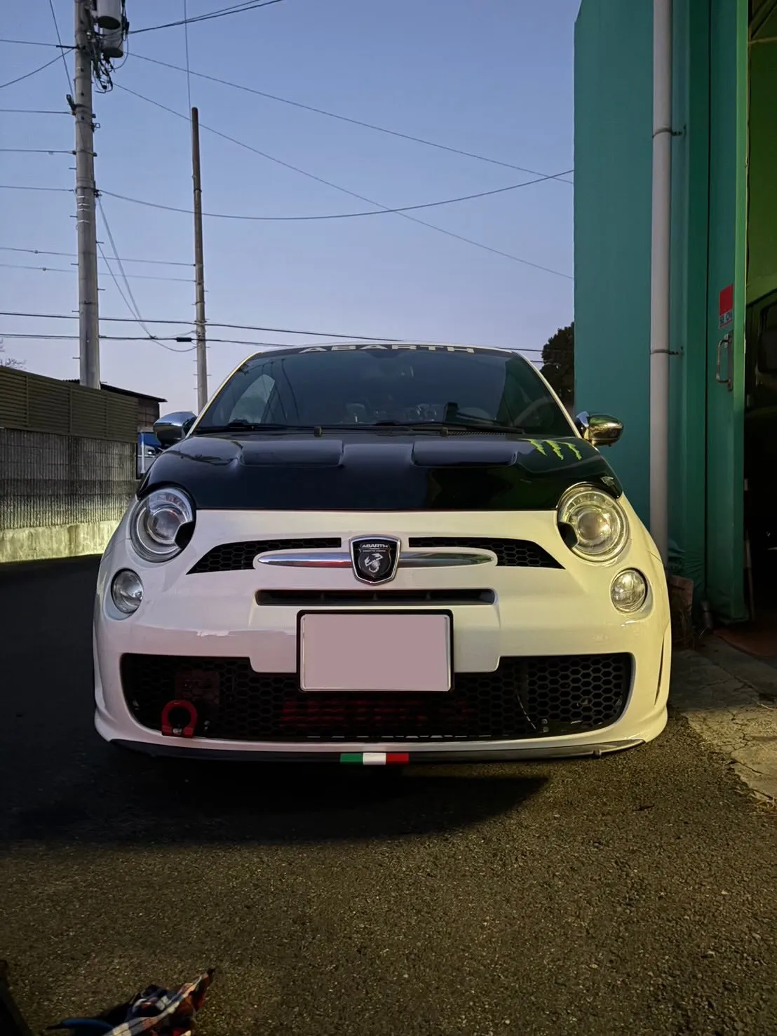 アバルト595アセット用グリルに交換！