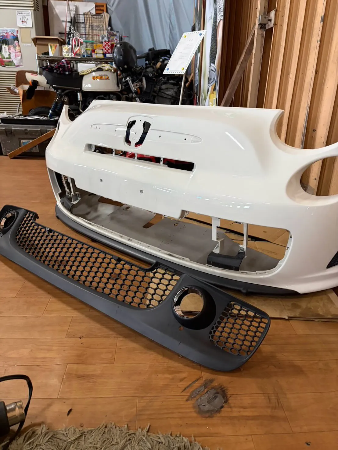 アバルト595アセット用グリルに交換！