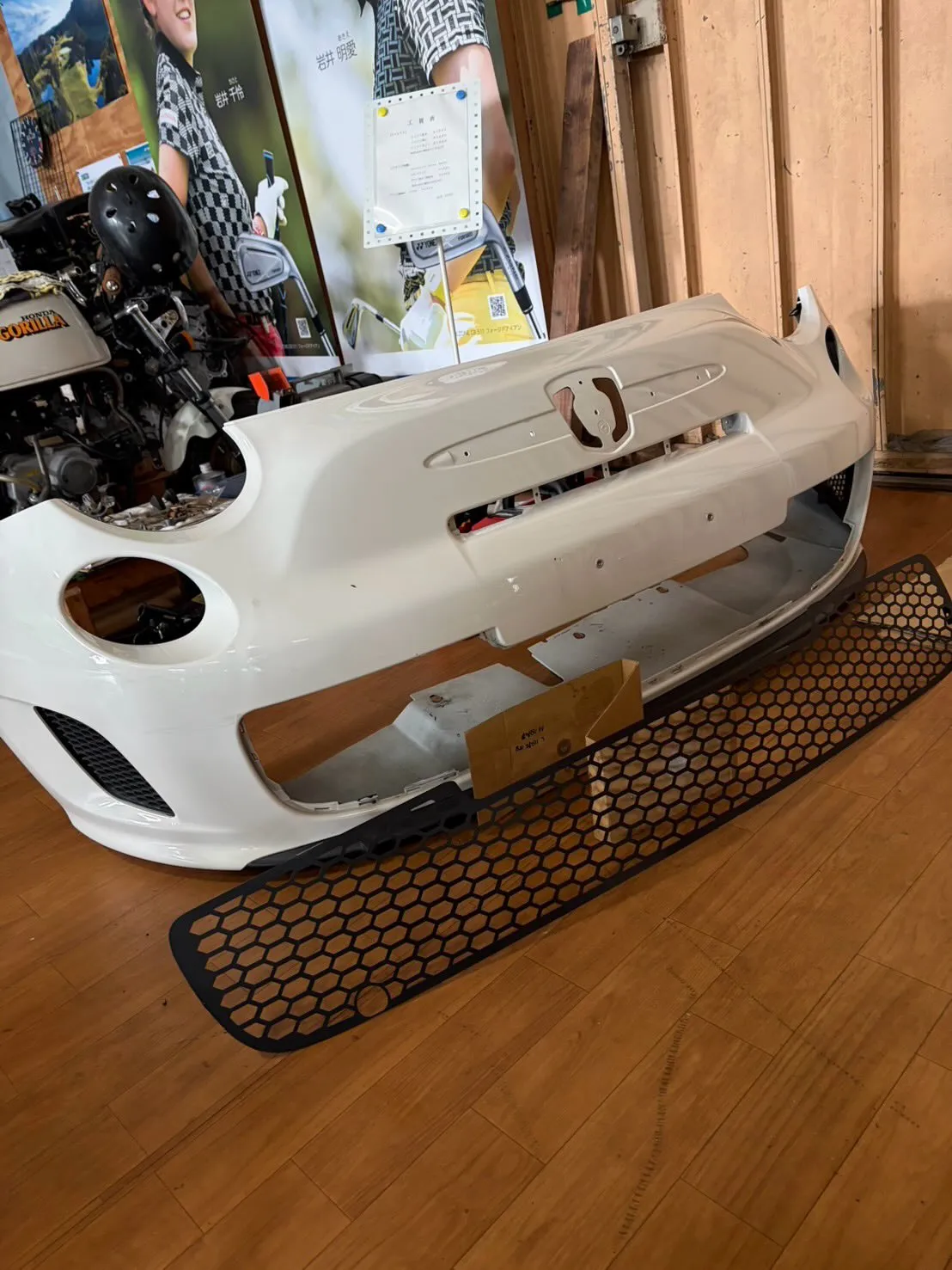 アバルト595アセット用グリルに交換！