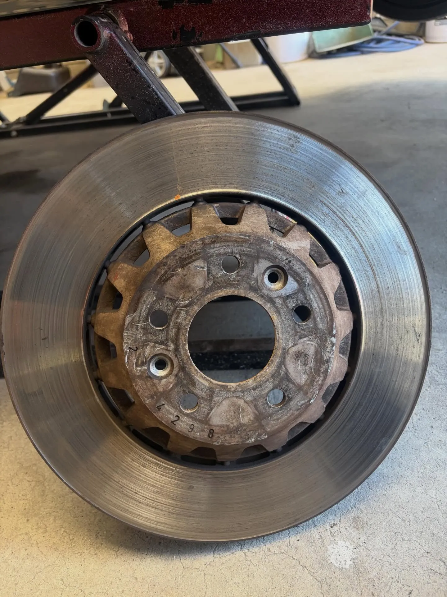 メガーヌ4RS ブレーキローター、パット交換