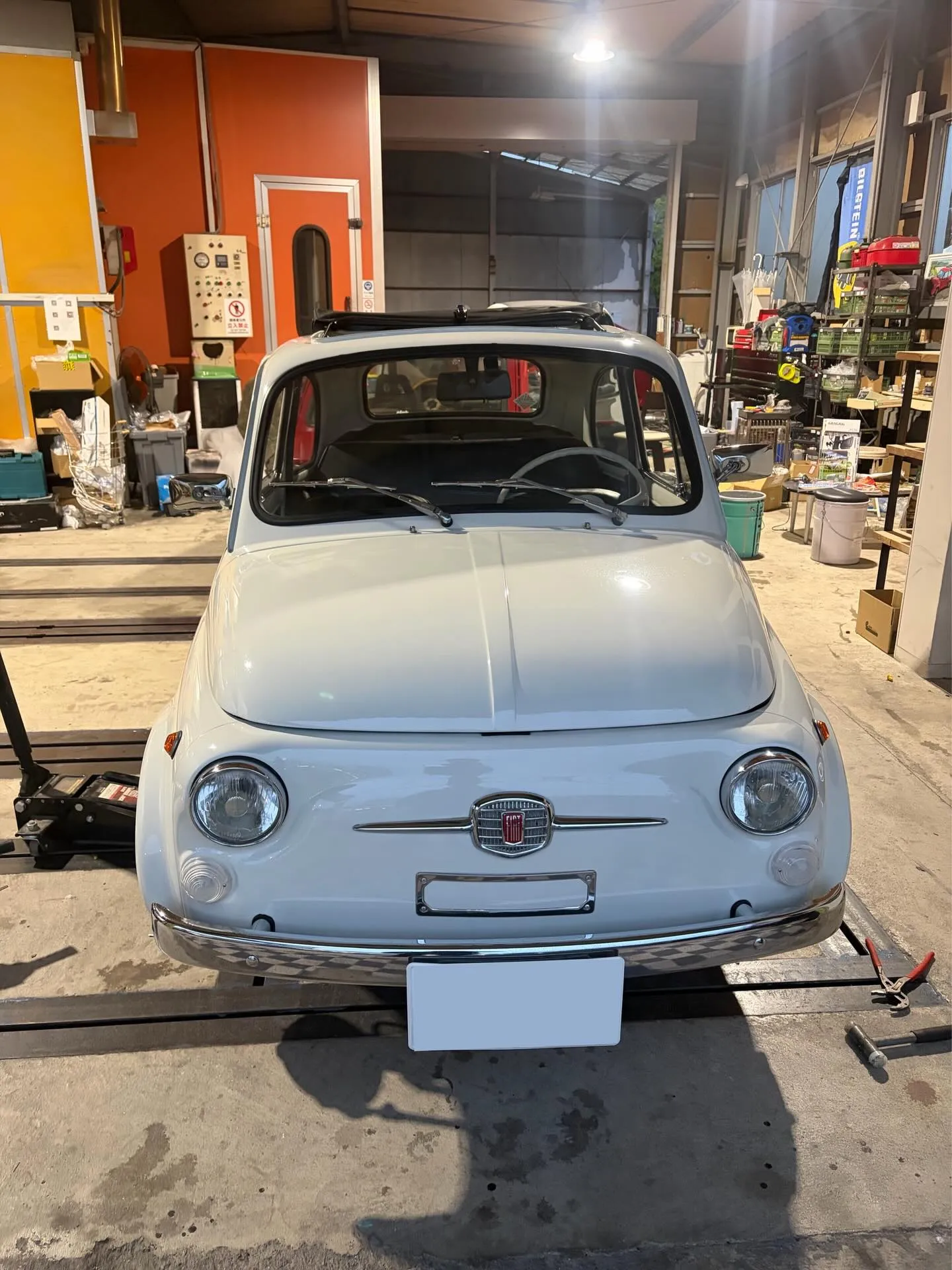 チンクエチェント　ご入庫