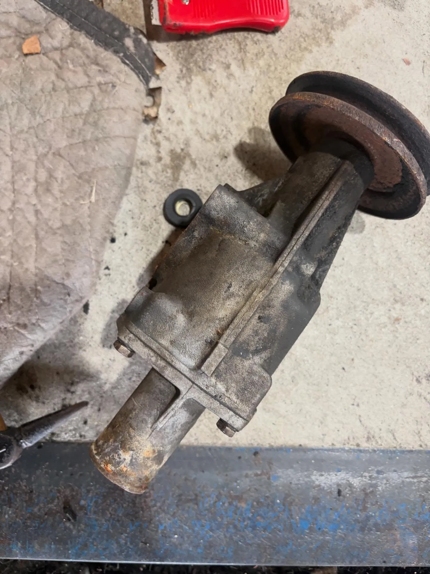 アウトビアンキA112アバルト　クーラント漏れ修理