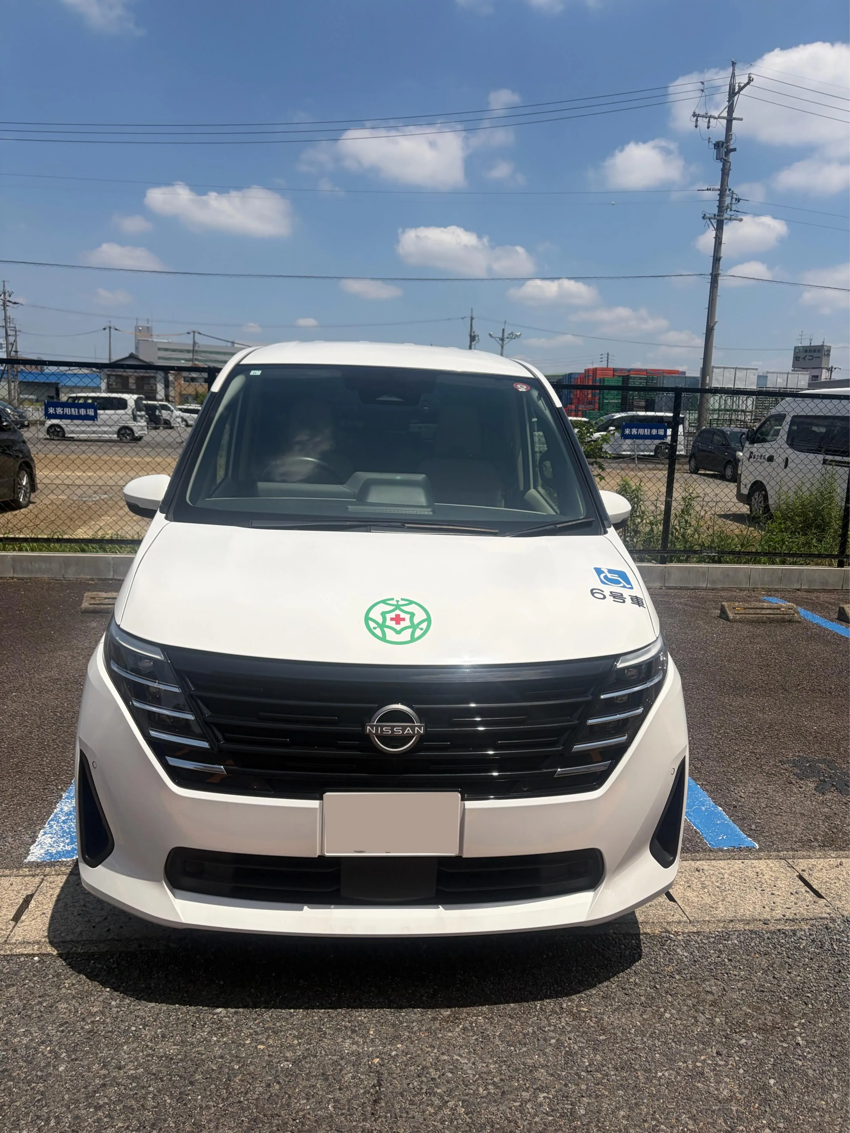 ニッサンセレナ 車検でご入庫!!