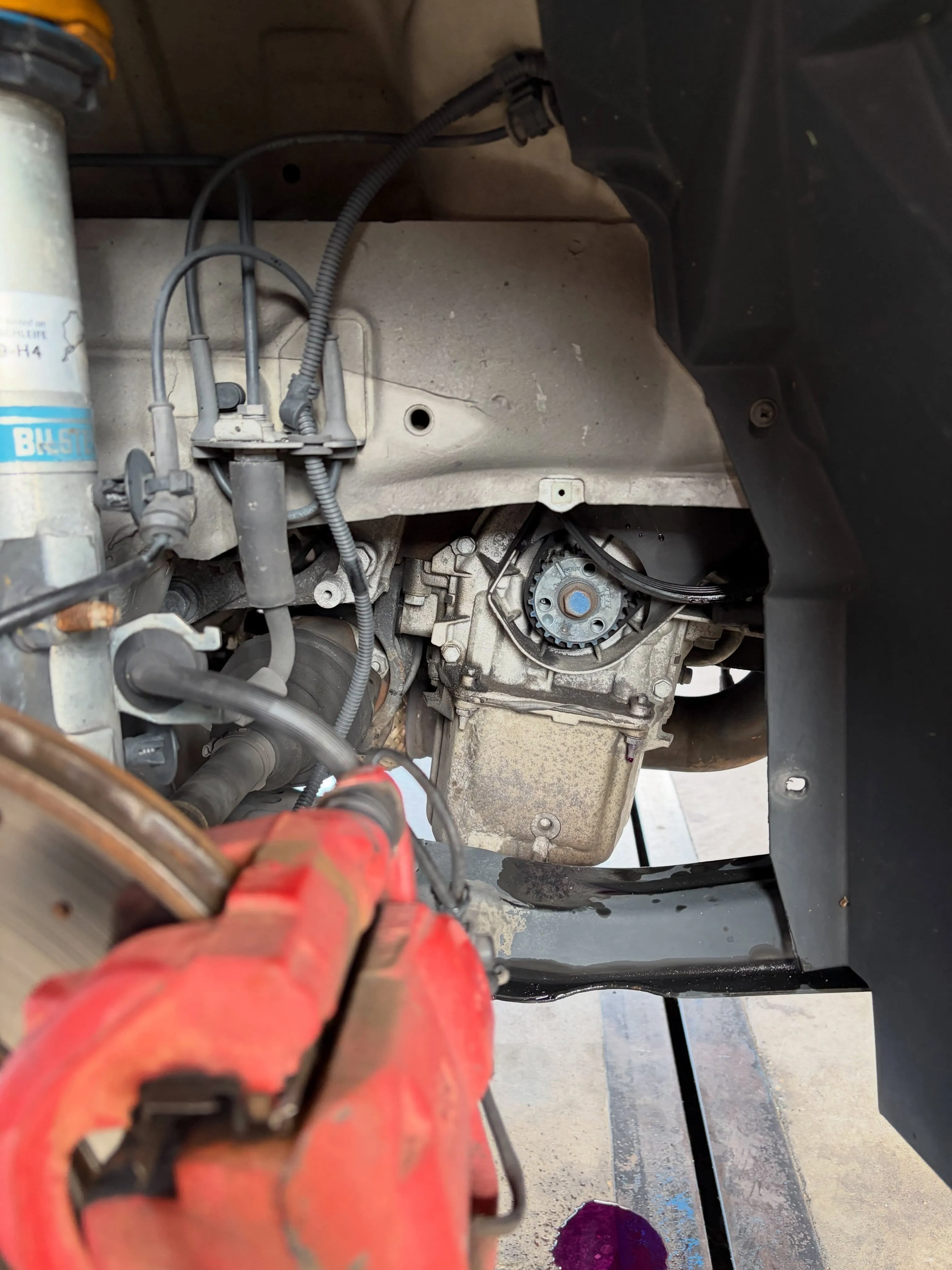 アバルト595 MTA タイミングベルトウォーターポンプ交換...