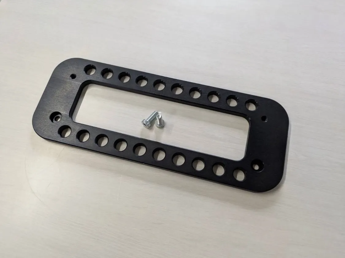 【新製品】アバルト用ナンバーステー！