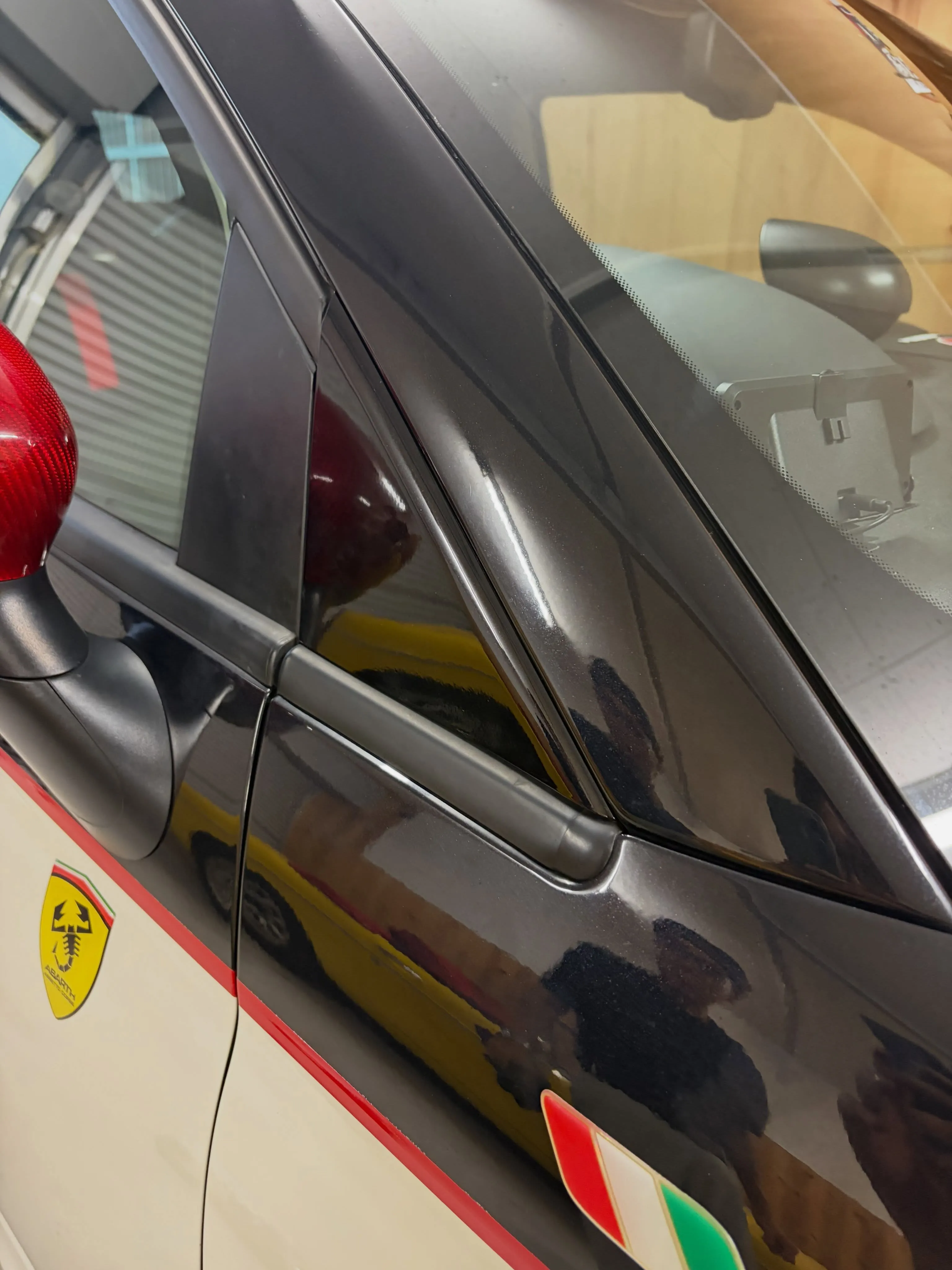 アバルト500C イブデザイン3カク取り付け！！