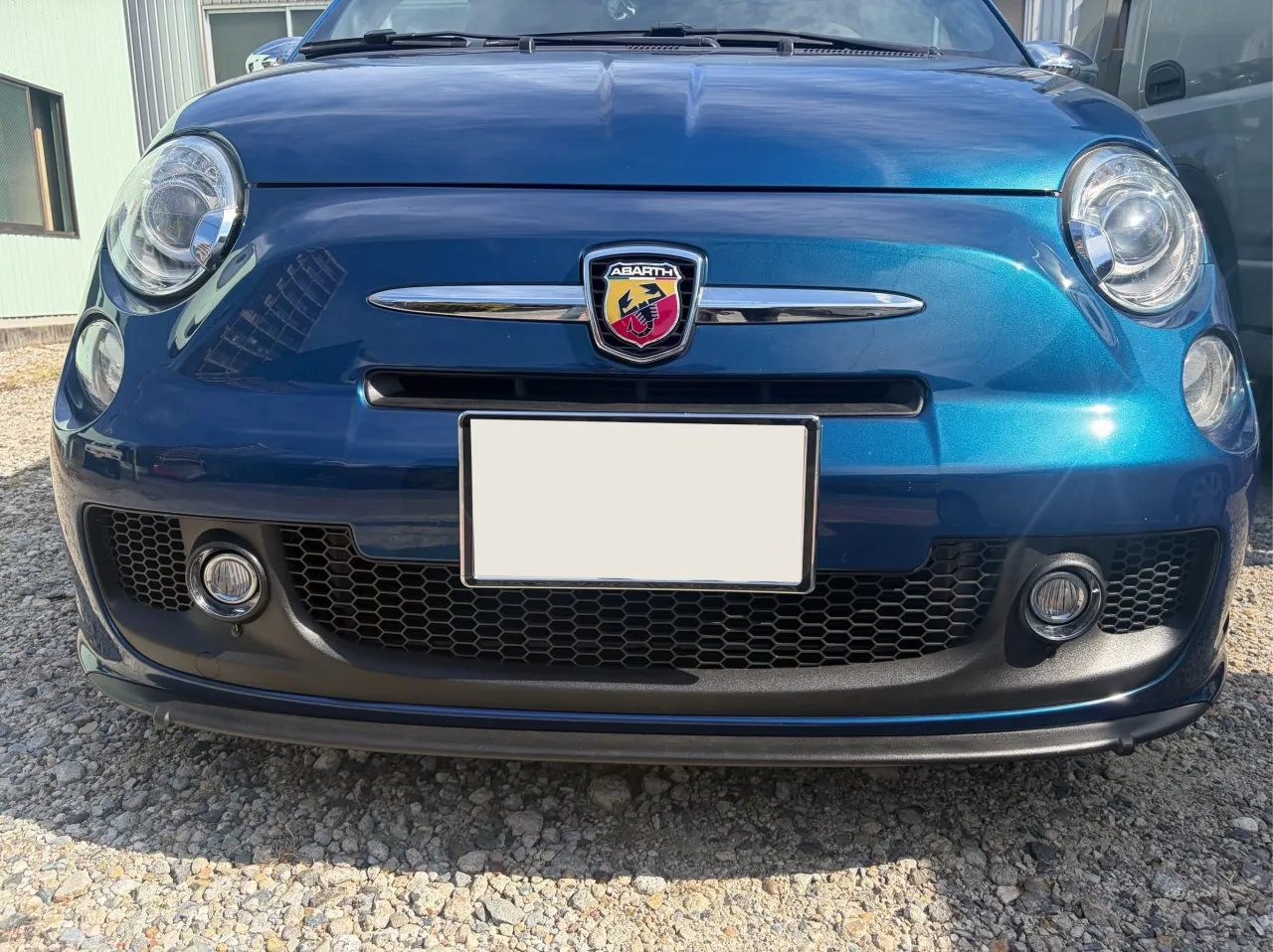 アバルト500C オリジナルナンバーステー
